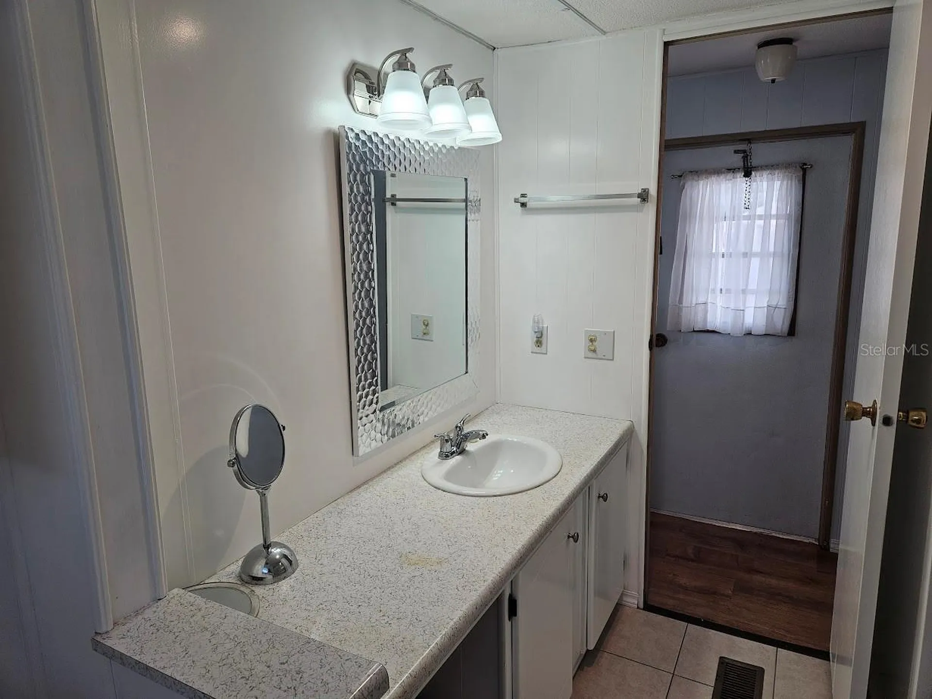 1800 Englewood Road Englewood FL 34223