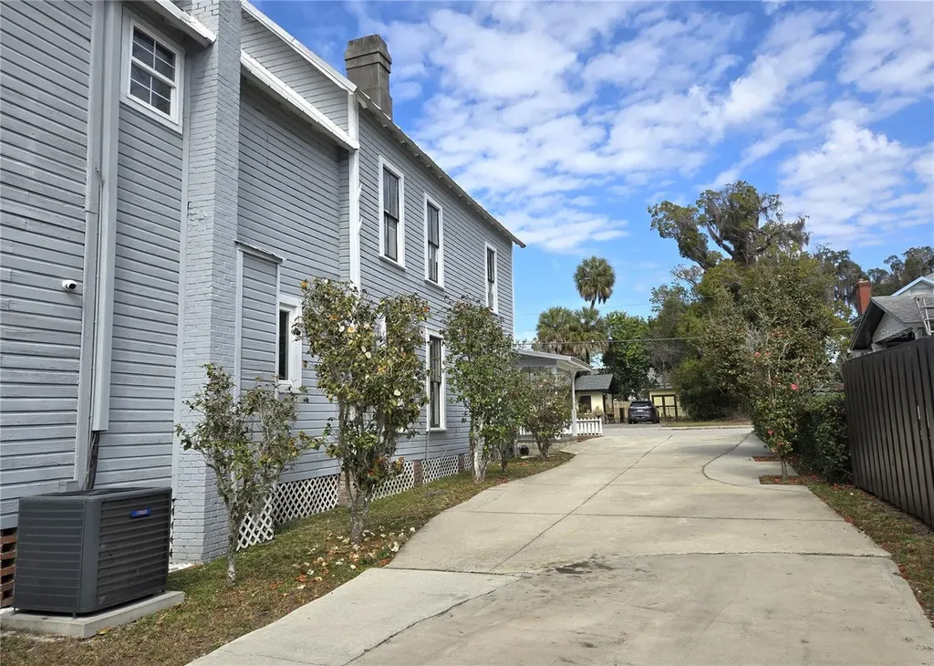 720 SE 3rd Street Ocala FL 34471
