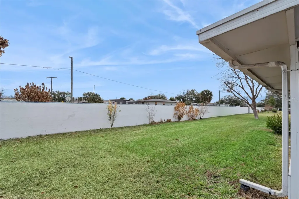1581 Oakview Circle SE Winter Haven FL 33880