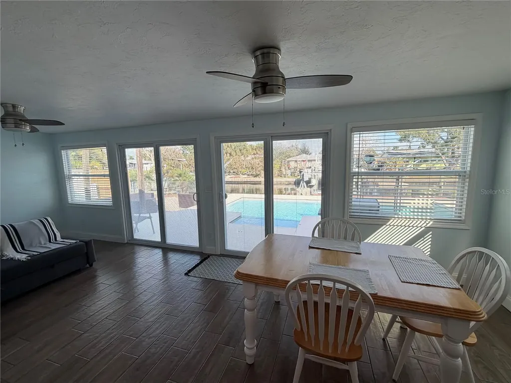 716 Ixora Avenue Ellenton FL 34222