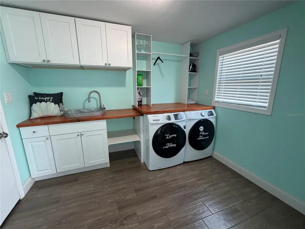 716 Ixora Avenue Ellenton FL 34222