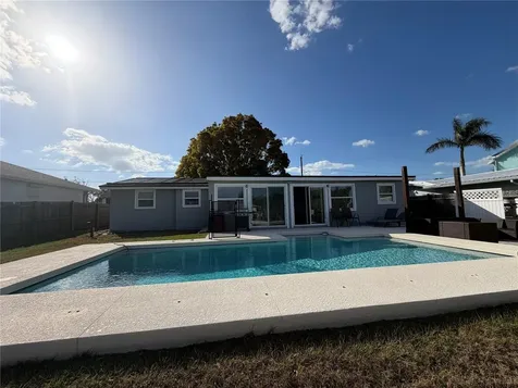 716 Ixora Avenue Ellenton FL 34222