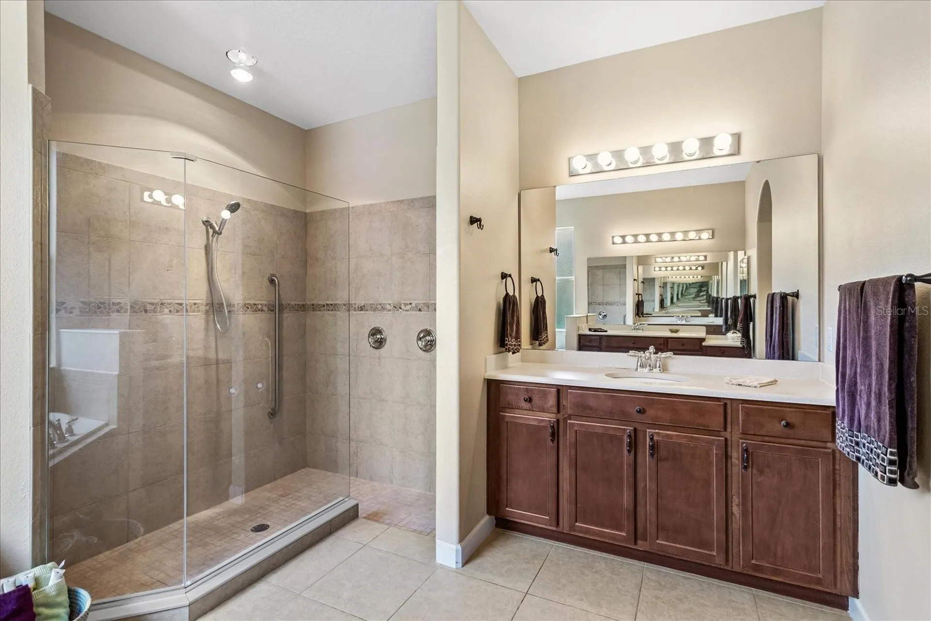 4743 Legacy Oaks Drive Orlando FL 32839
