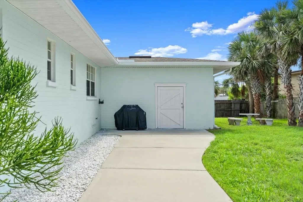 1026 Bel Aire Drive Daytona Beach FL 32118