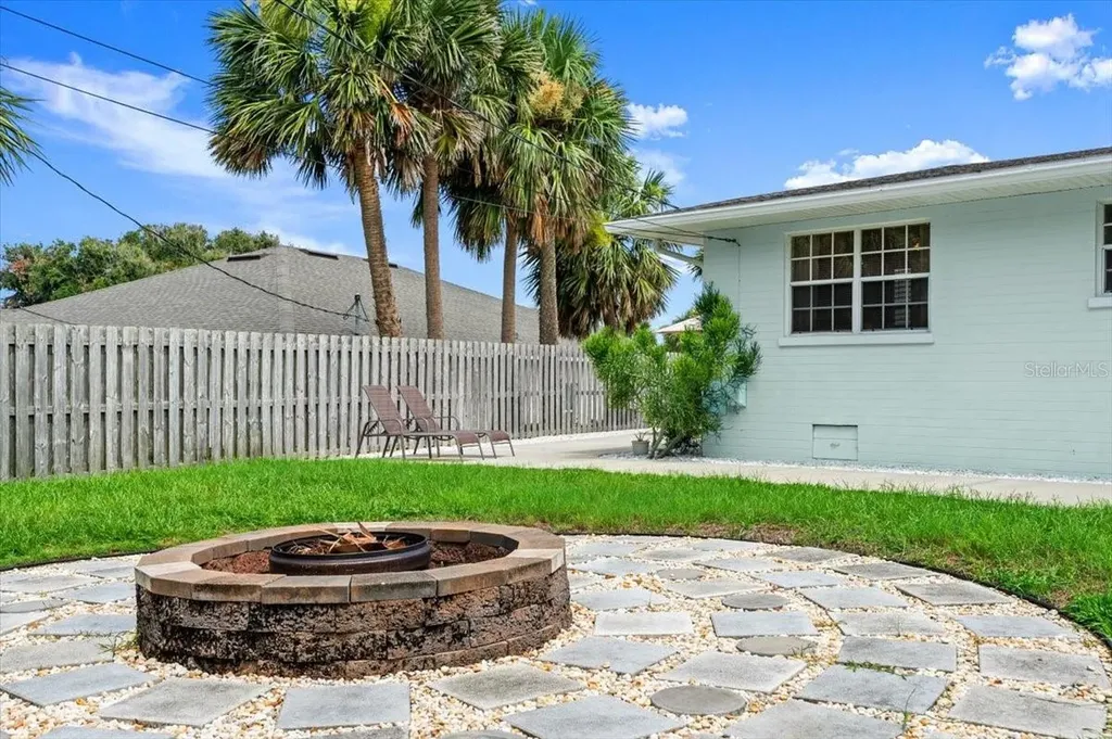1026 Bel Aire Drive Daytona Beach FL 32118