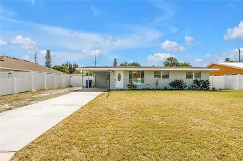 2112 Hopkins Drive W Bradenton FL 34207