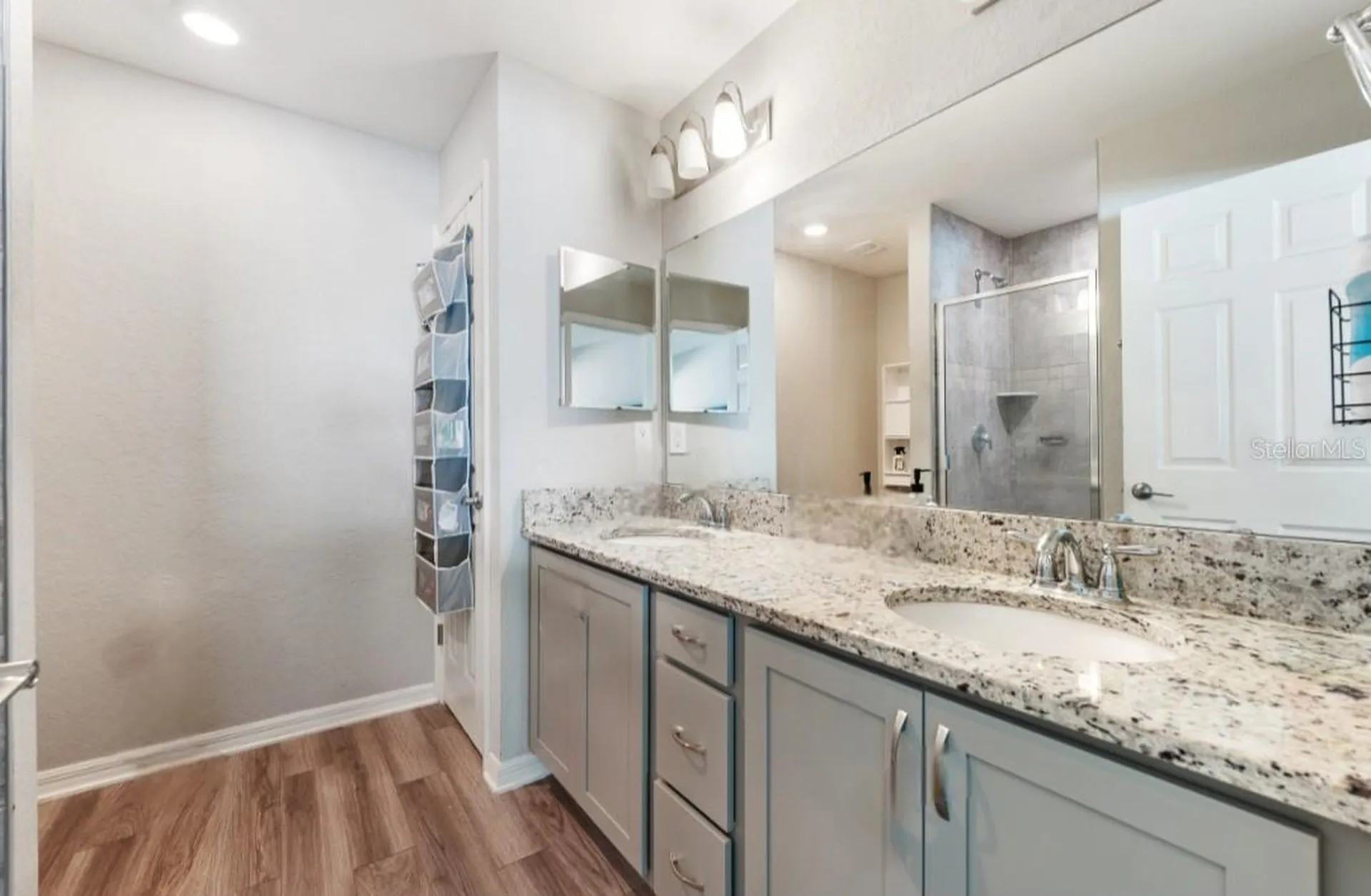 979 Pearly Ridge Lane Lakeland FL 33809