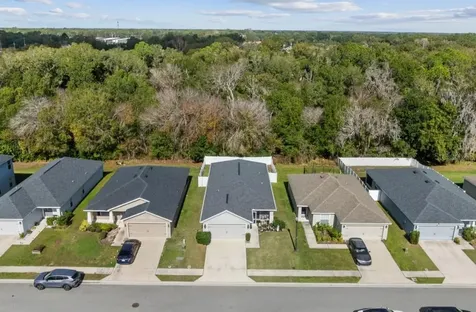 979 Pearly Ridge Lane Lakeland FL 33809