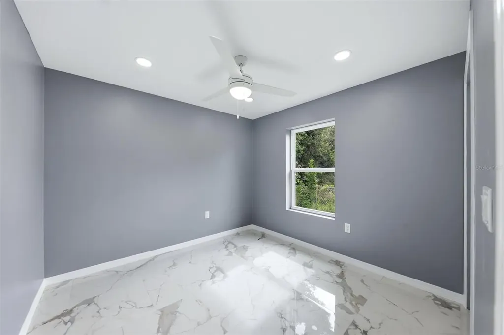 1615 31st Avenue E Bradenton FL 34208