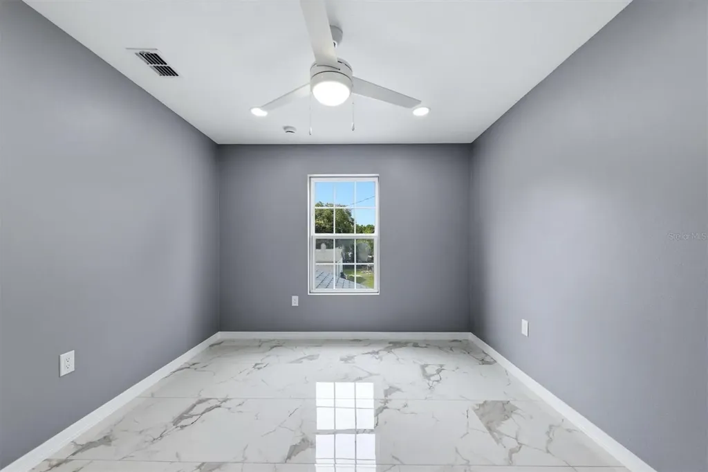 1615 31st Avenue E Bradenton FL 34208