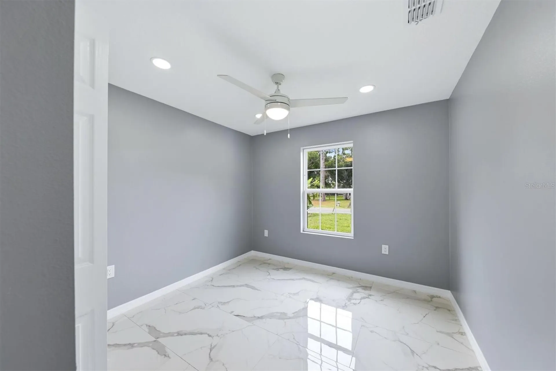 1615 31st Avenue E Bradenton FL 34208