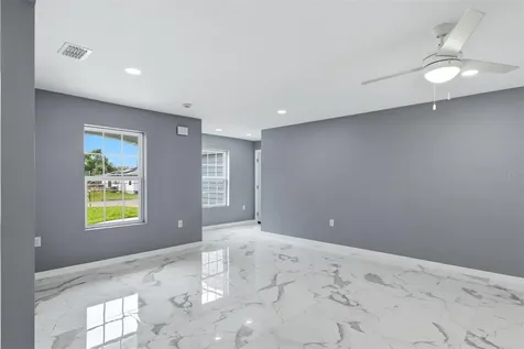 1615 31st Avenue E Bradenton FL 34208