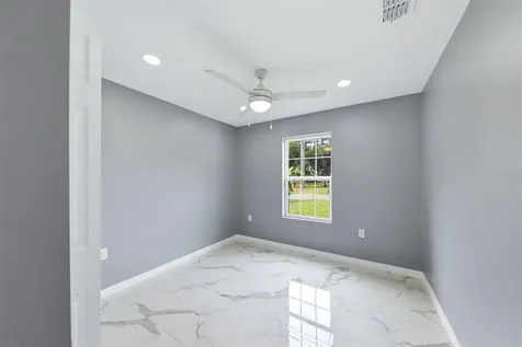1615 31st Avenue E Bradenton FL 34208