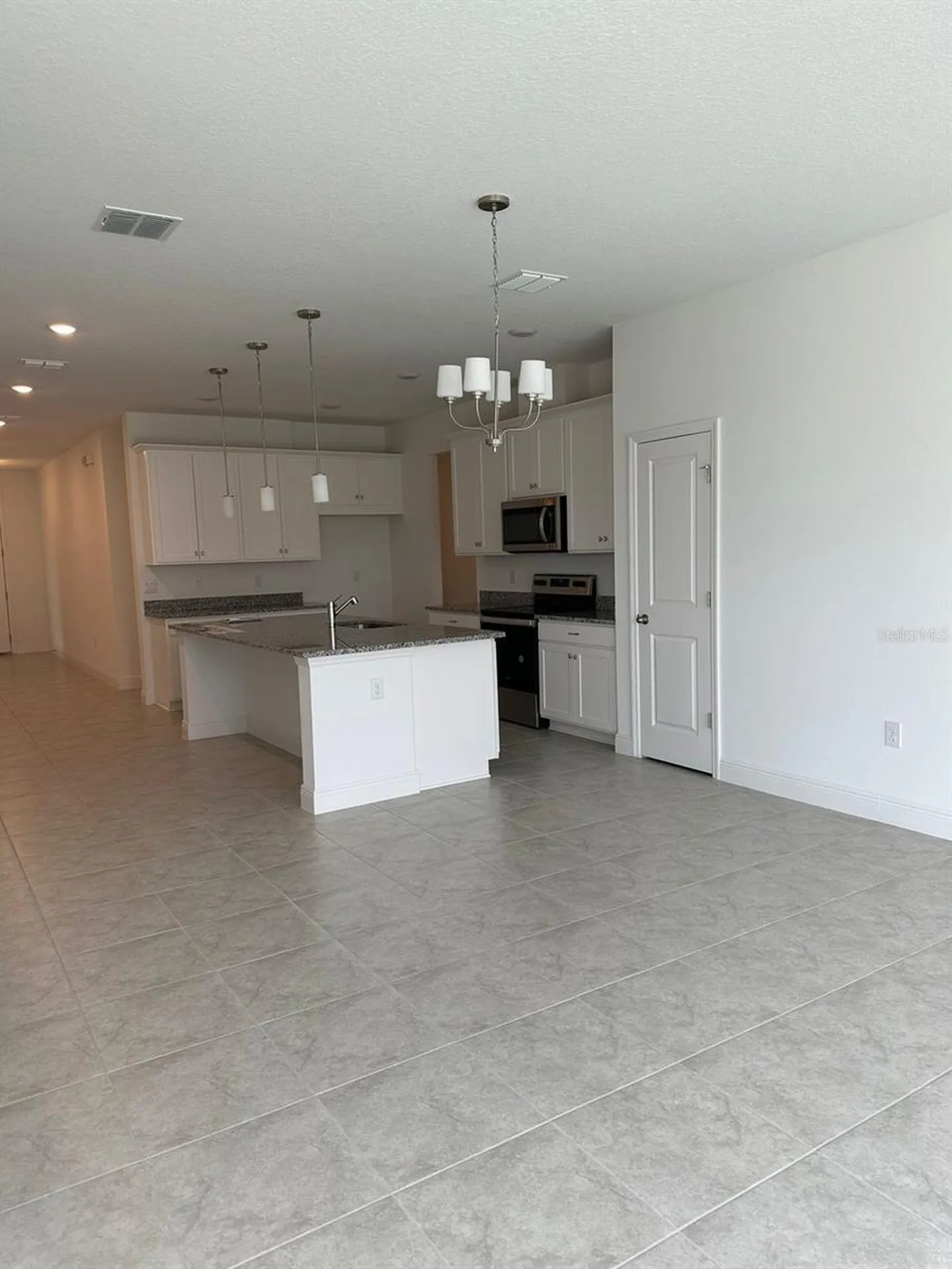 19044 Blueleaf Street Orlando FL 32827