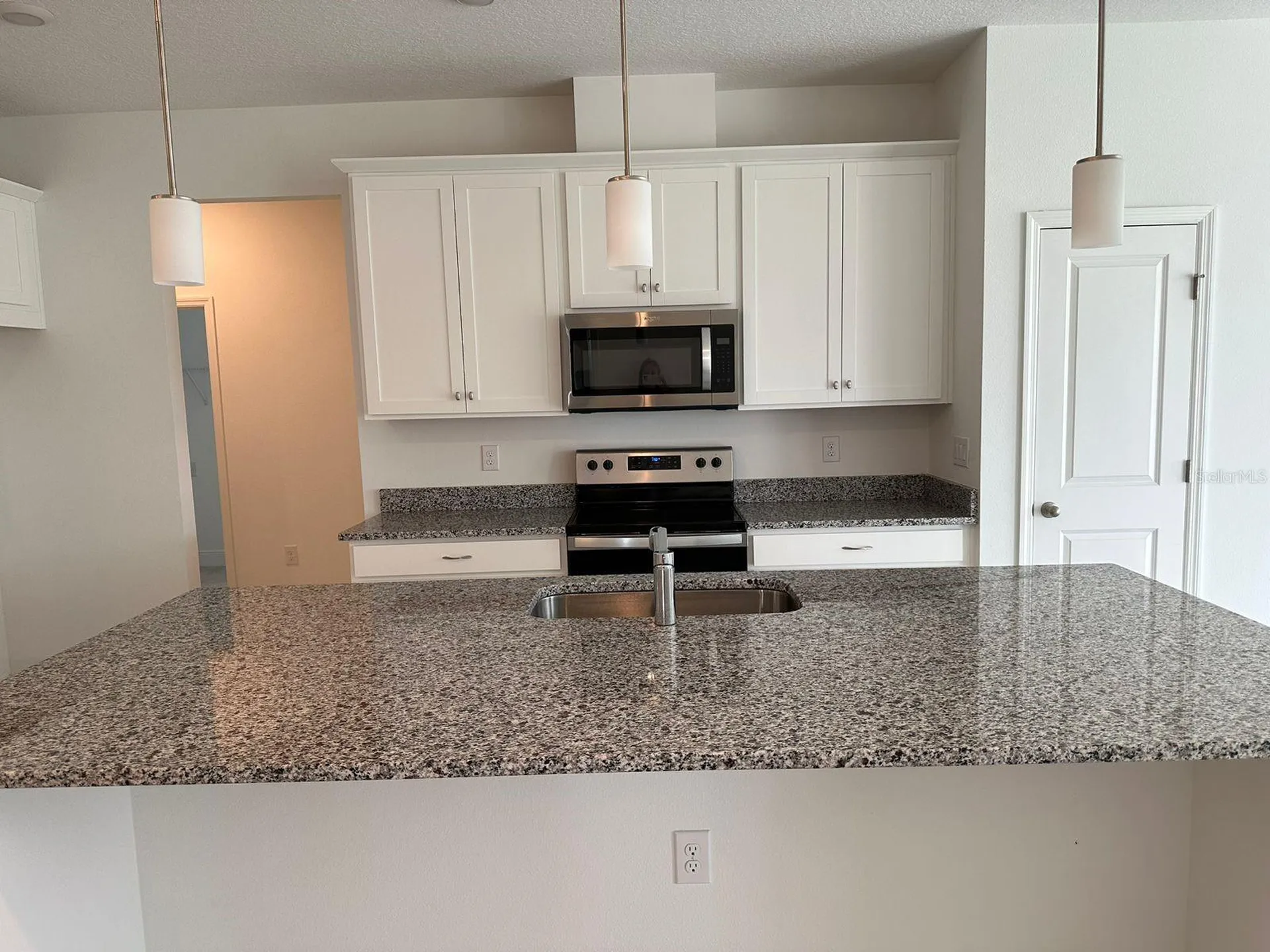 19044 Blueleaf Street Orlando FL 32827