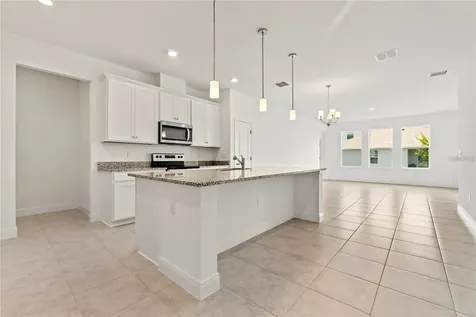 19044 Blueleaf Street Orlando FL 32827