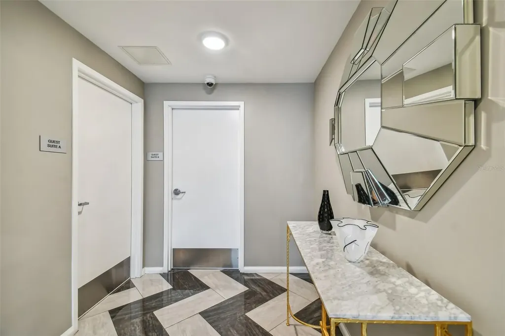 2900 W Bay To Bay Boulevard Tampa FL 33629