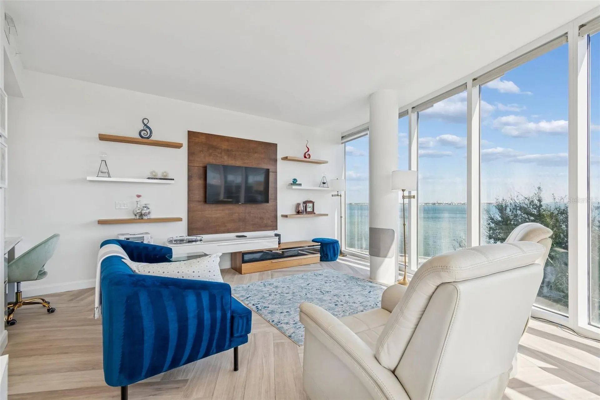 2900 W Bay To Bay Boulevard Tampa FL 33629