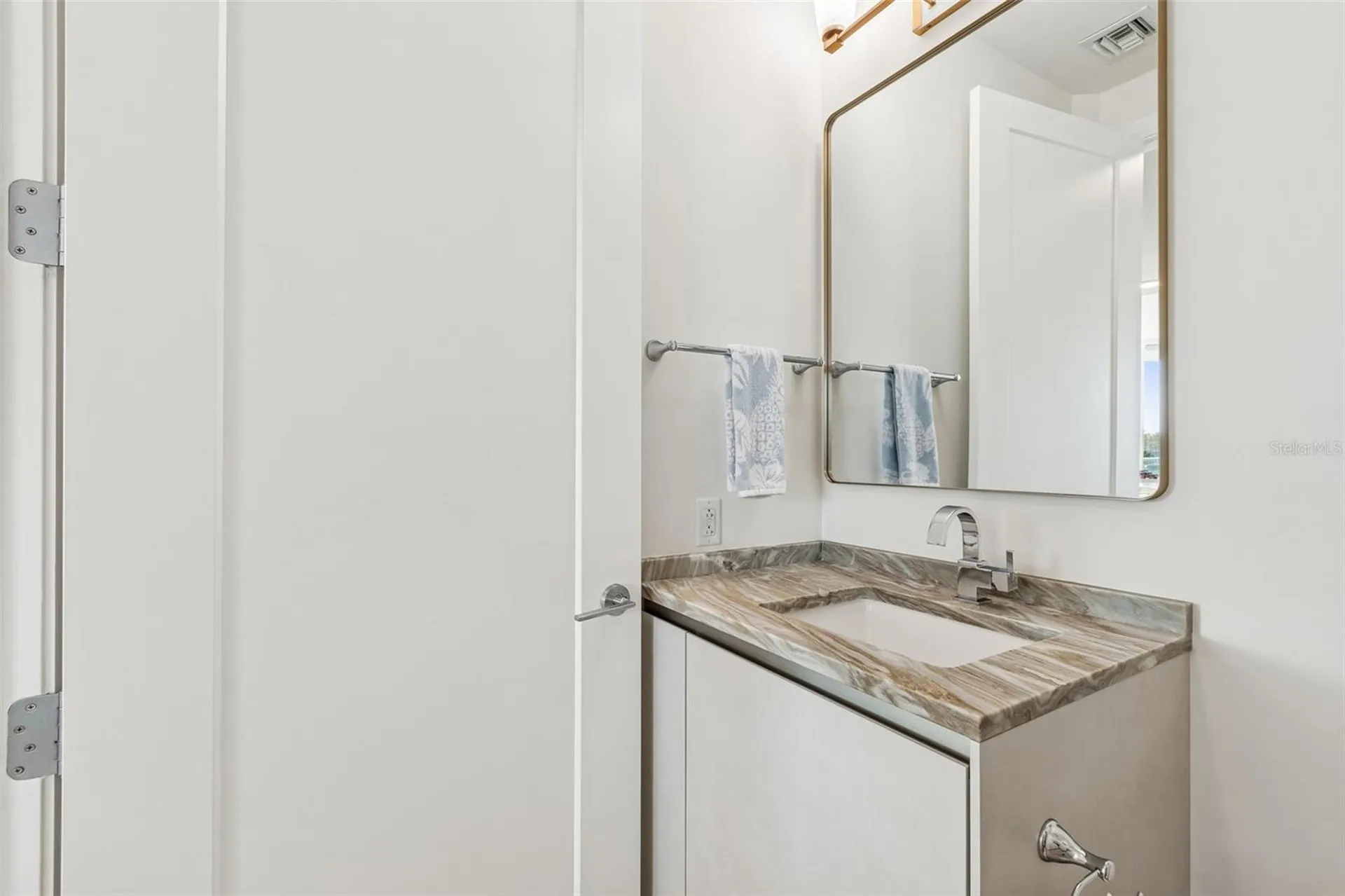 2900 W Bay To Bay Boulevard Tampa FL 33629
