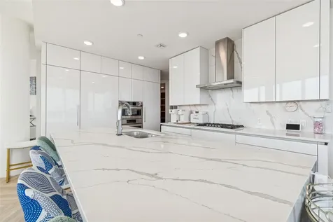 2900 W Bay To Bay Boulevard Tampa FL 33629