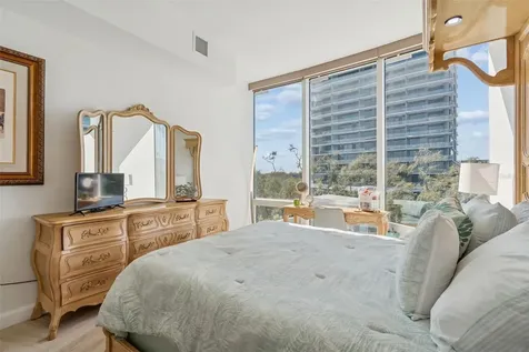 2900 W Bay To Bay Boulevard Tampa FL 33629
