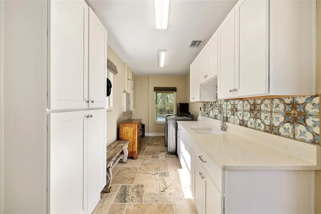11760 NW 170th Street Reddick FL 32686