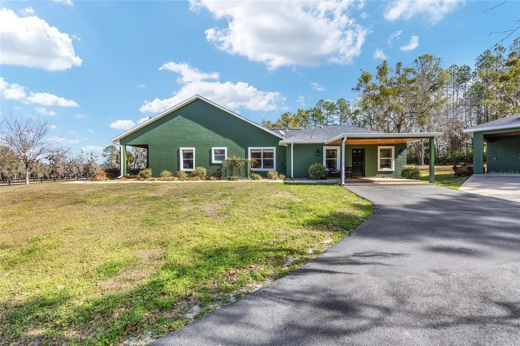 11760 NW 170th Street Reddick FL 32686