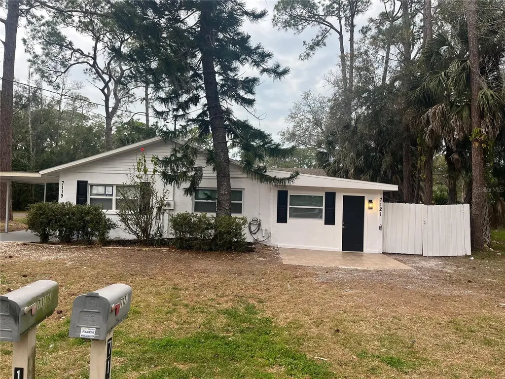 7119-7121 Oakwood New Port Richey FL 34652