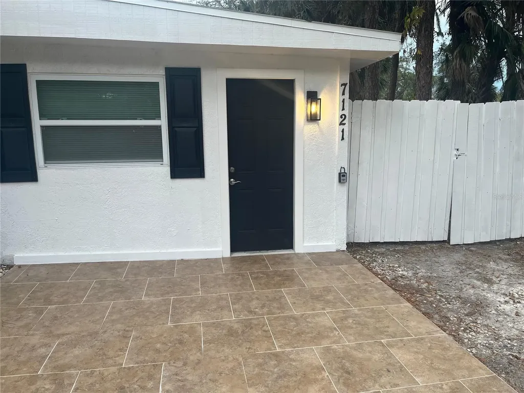 7119-7121 Oakwood New Port Richey FL 34652