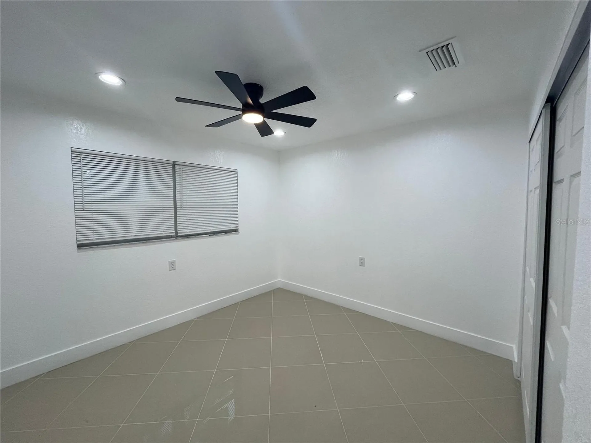 7119-7121 Oakwood New Port Richey FL 34652