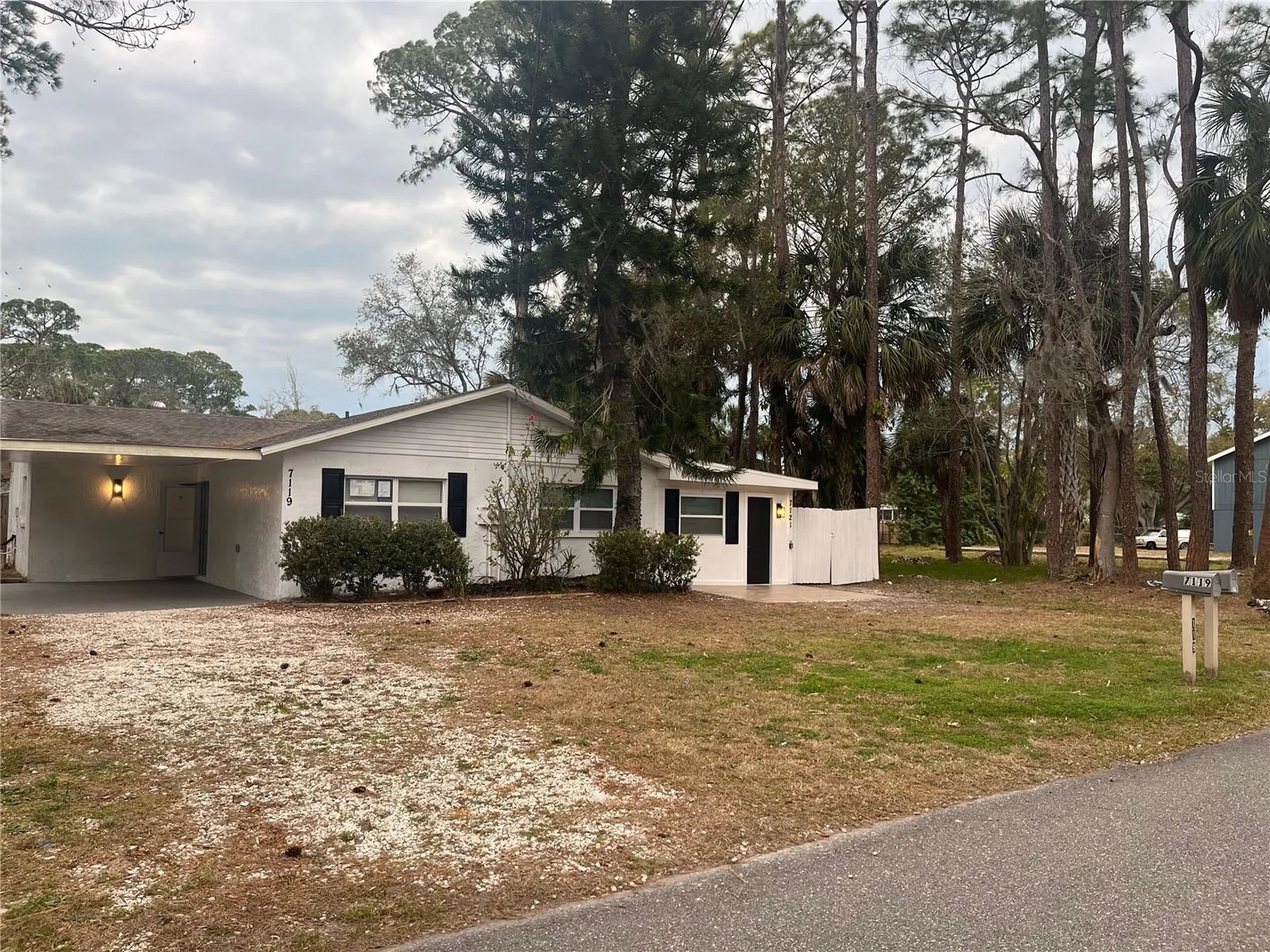 7119-7121 Oakwood New Port Richey FL 34652