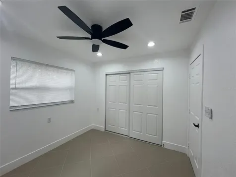7119-7121 Oakwood New Port Richey FL 34652