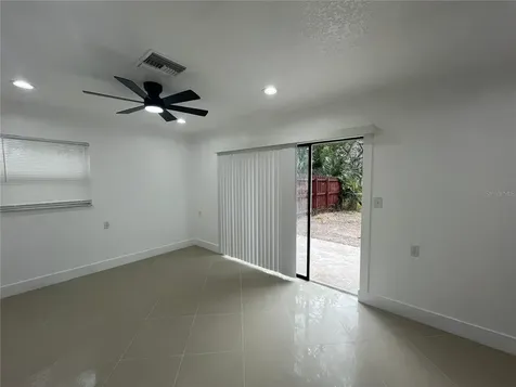 7119-7121 Oakwood New Port Richey FL 34652