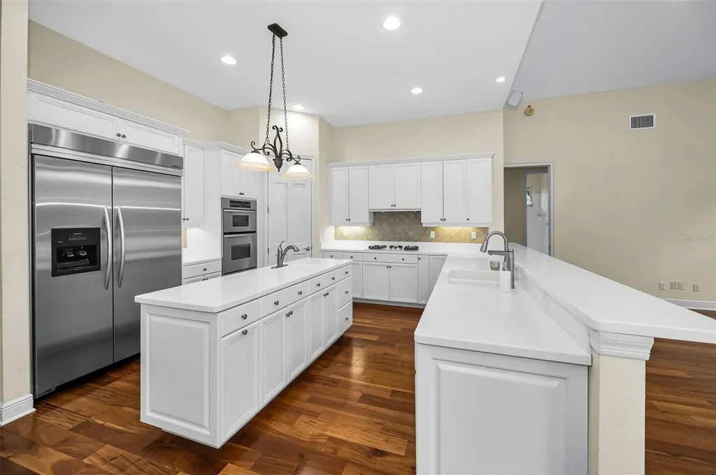 2270 Christy Lane Oldsmar FL 34677
