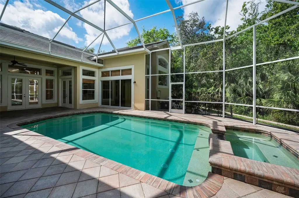 2270 Christy Lane Oldsmar FL 34677