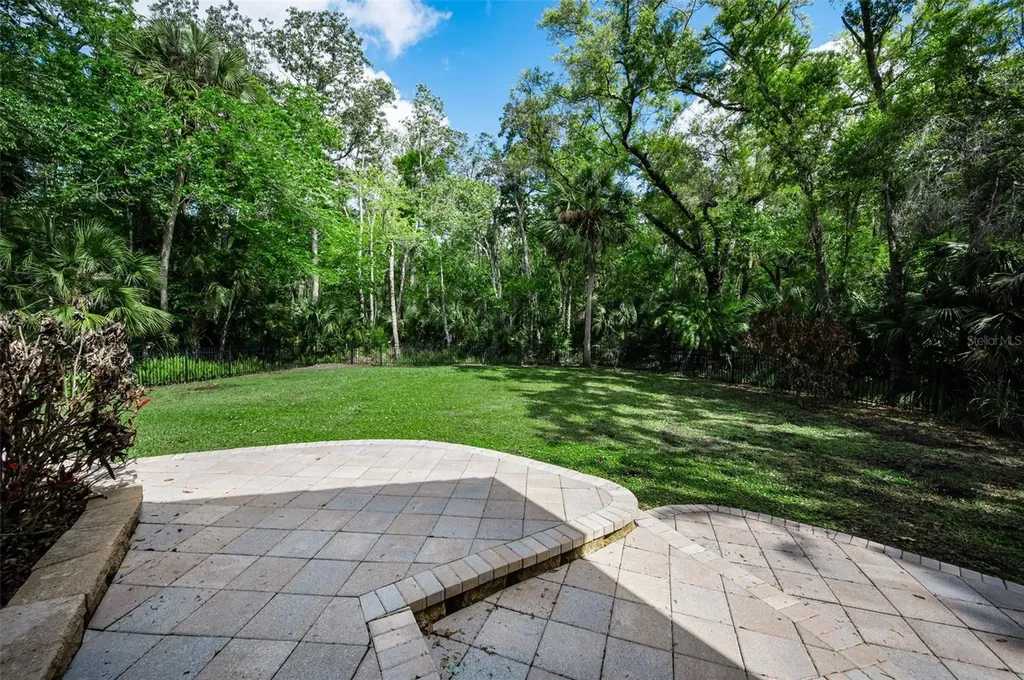 2270 Christy Lane Oldsmar FL 34677