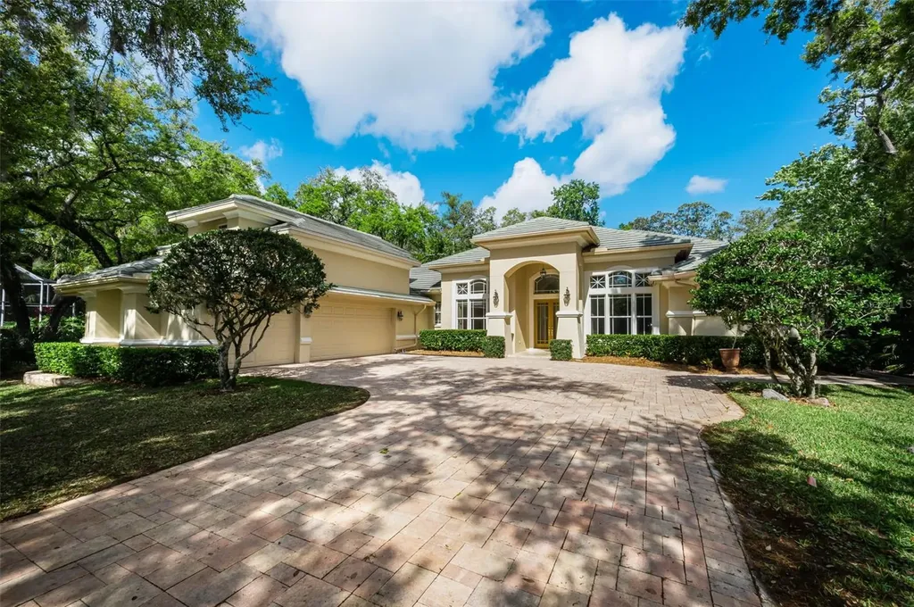 2270 Christy Lane Oldsmar FL 34677
