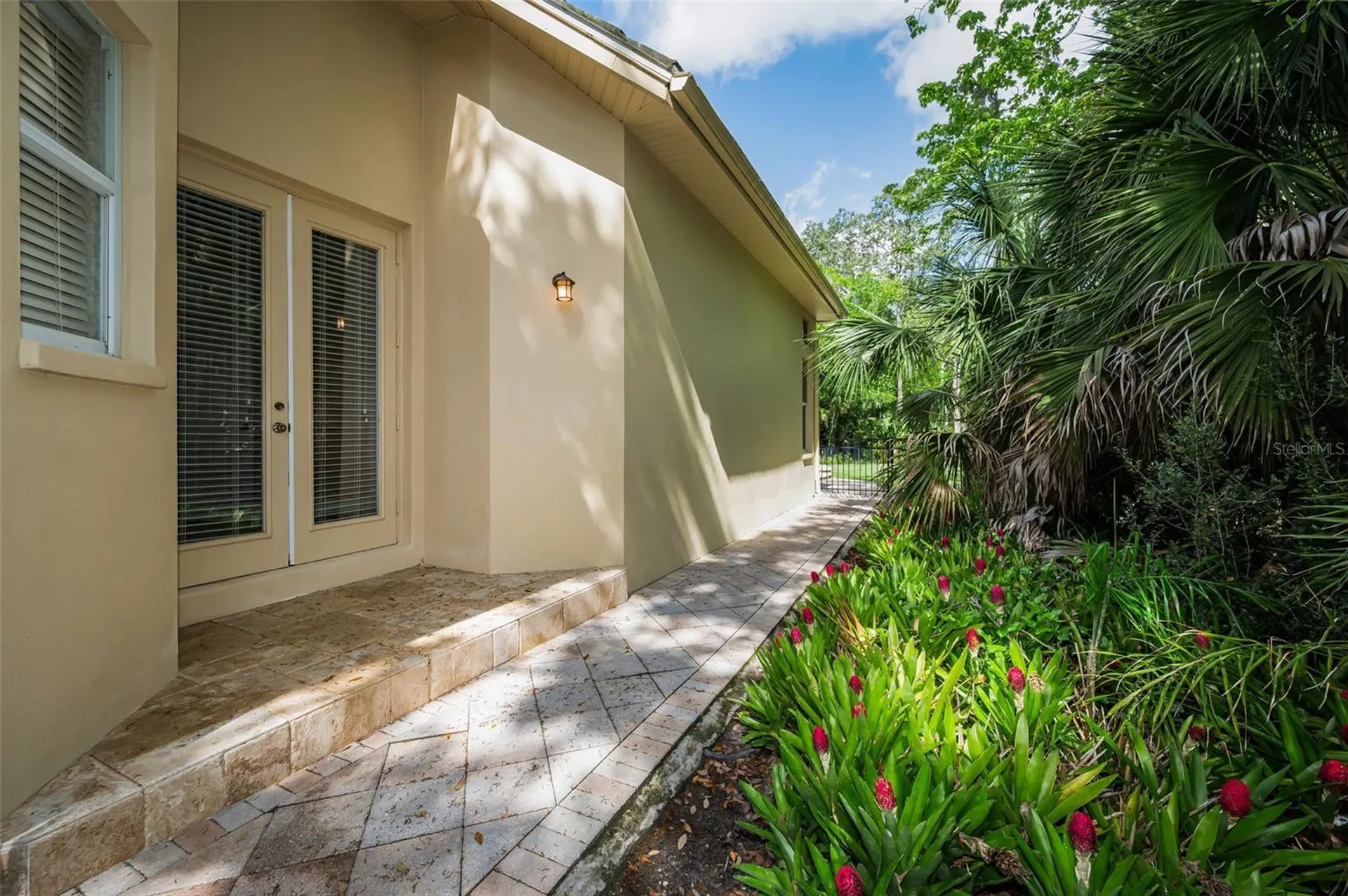 2270 Christy Lane Oldsmar FL 34677