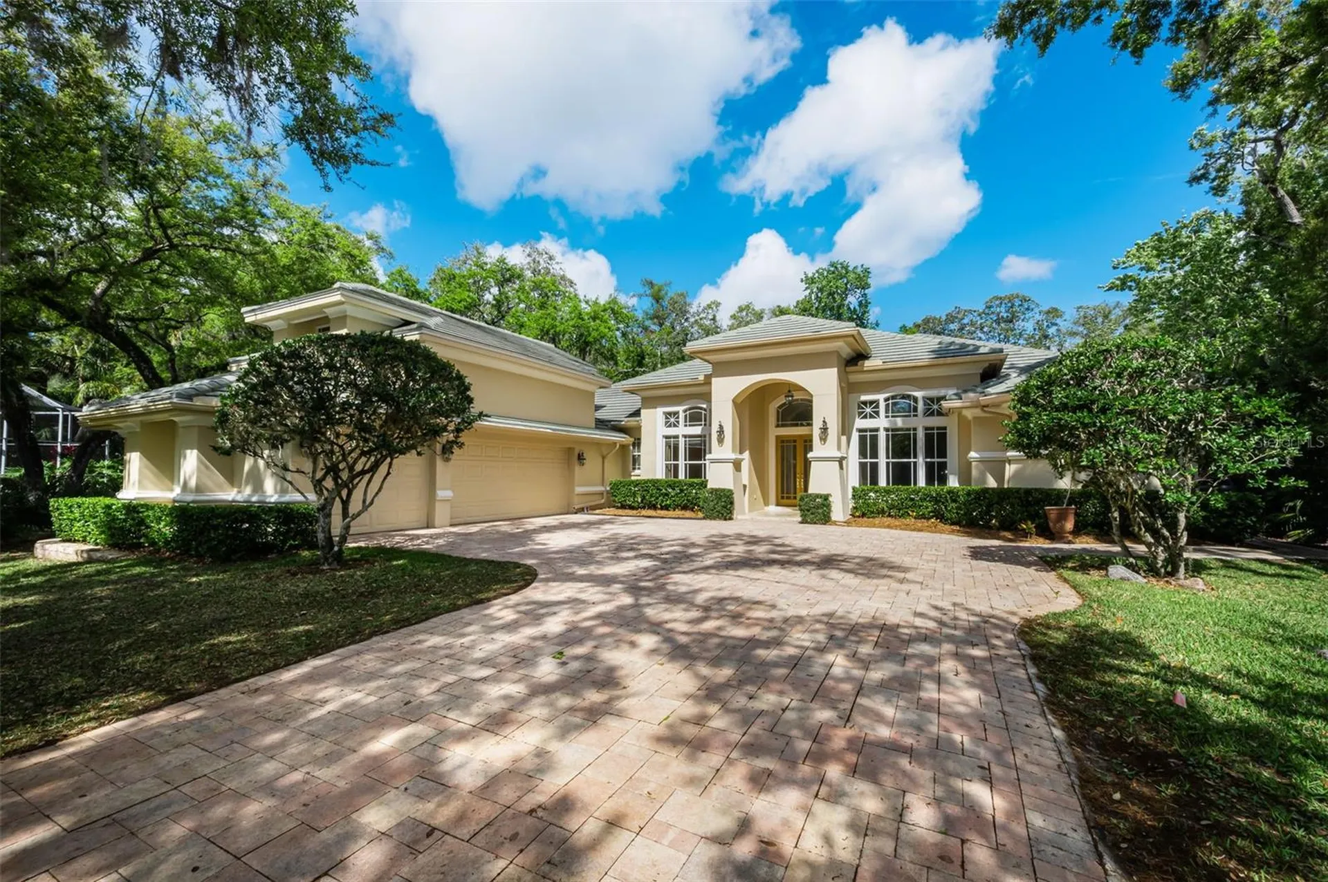 2270 Christy Lane Oldsmar FL 34677