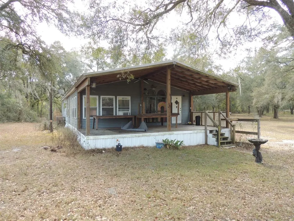 4551 SE 138th Terrace Morriston FL 32668