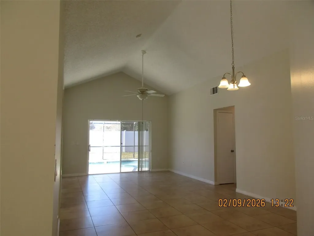 185 Seabreeze Circle Kissimmee FL 34743