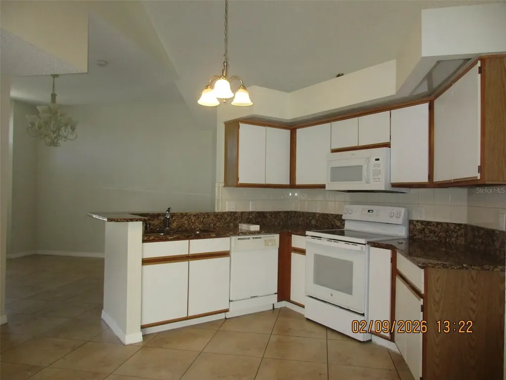 185 Seabreeze Circle Kissimmee FL 34743