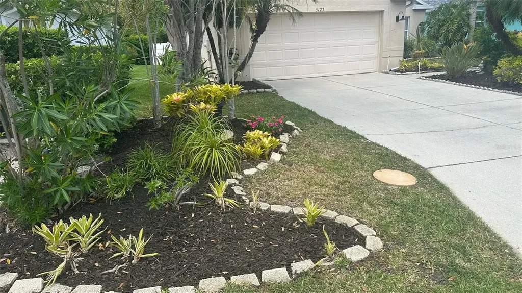 5122 Creekside Trail Sarasota FL 34243