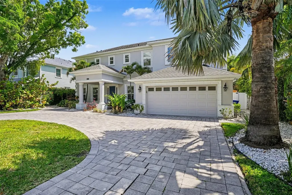 3014 W Waverly Avenue Tampa FL 33629