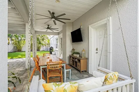 3014 W Waverly Avenue Tampa FL 33629