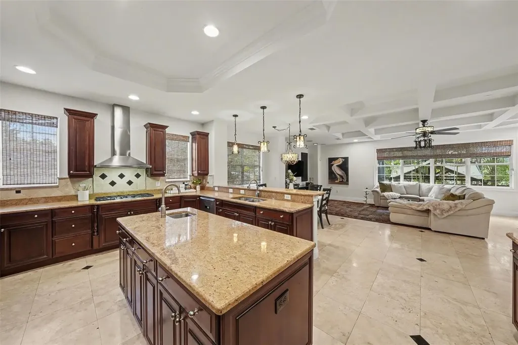 610 Marmora Avenue Tampa FL 33606