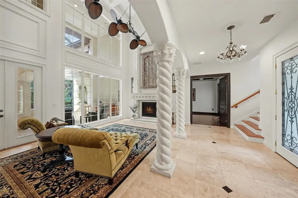 610 Marmora Avenue Tampa FL 33606
