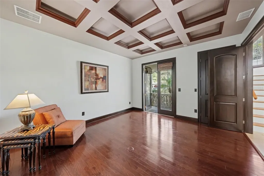 610 Marmora Avenue Tampa FL 33606