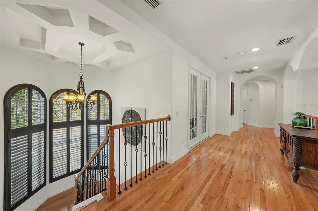 610 Marmora Avenue Tampa FL 33606