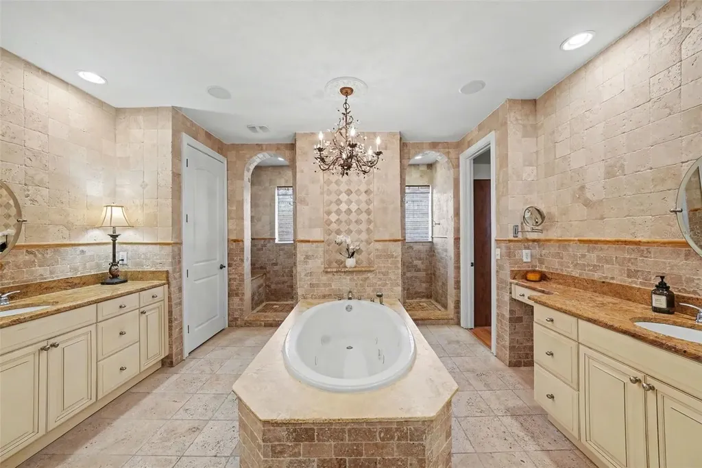 610 Marmora Avenue Tampa FL 33606